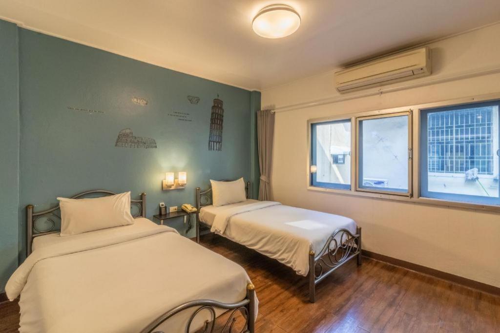 Intown Residence Банкок Екстериор снимка